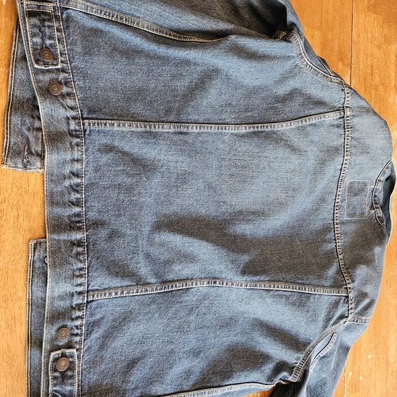 Levi's Blue Denim Jacket with Tan Label - Picture 4 of 4